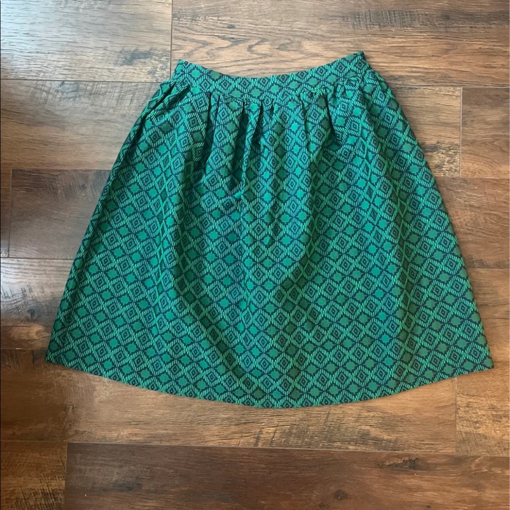Aniina - High-Waisted Skirt!